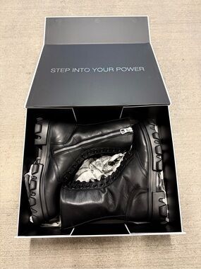 Men's Black Leather Lace-Up Combat Boots with Side Zip